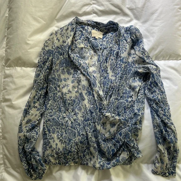 Sezane Abelia Foral Blue Wrap Top in Alacazar - Picture 5 of 8
